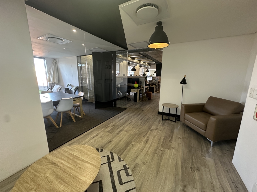 To Let commercial Property for Rent in Green Point Western Cape